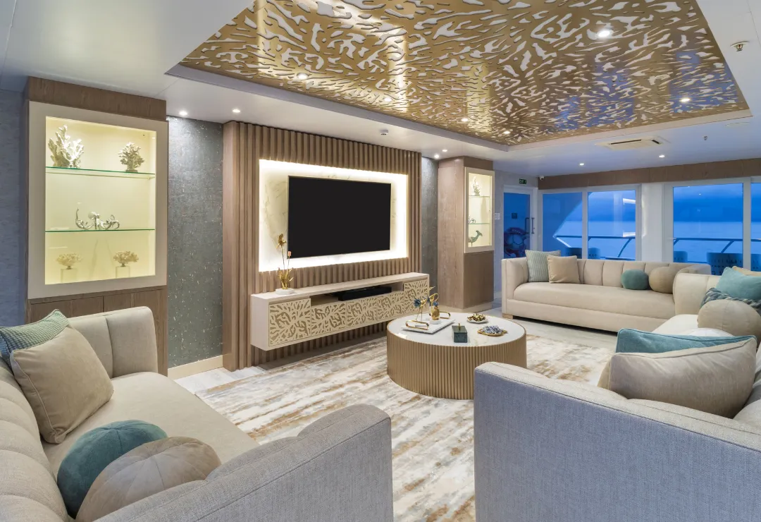 lounge elite cruise